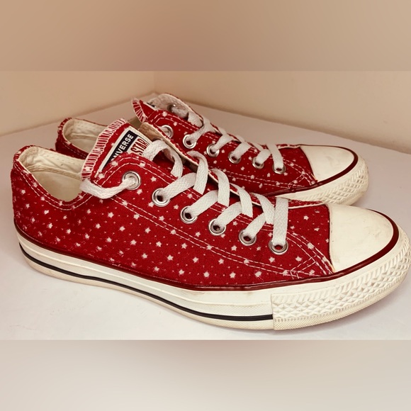Converse Red Star Sneakers Chuck Taylor Star Perforated 0X SZ 8! - Picture 2 of 9
